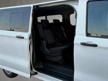 VW Caravelle Kombi Caravelle LR TDI in Clear White