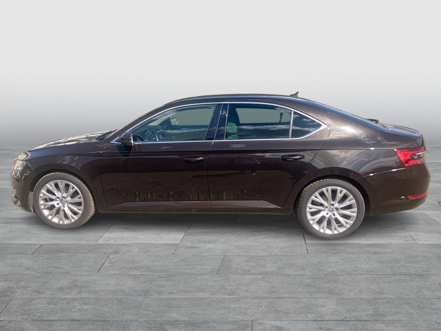 Škoda SUPERB 4x4 Style TDI DSG | Bild 2 von 26