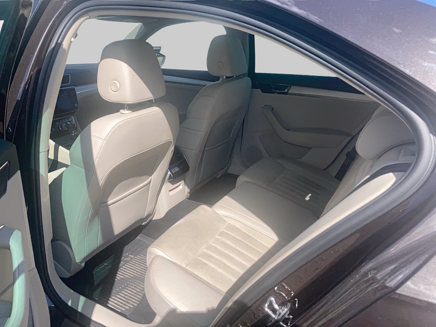 Škoda SUPERB 4x4 Style TDI DSG | Bild 11 von 26