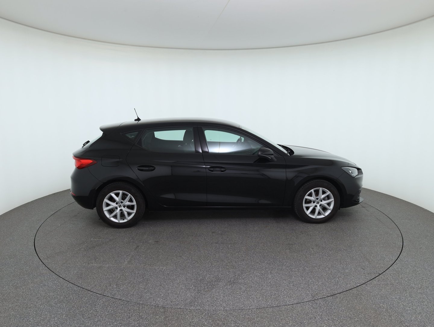 SEAT Leon Style 2.0 TDI | Bild 4 von 27