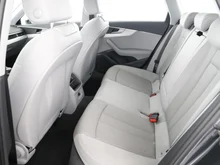 Audi A4 Avant 30 TDI advanced in MANHATTANGRAU METALLIC