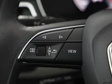 Audi A4 Avant 30 TDI advanced in MANHATTANGRAU METALLIC