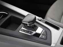 Audi A4 Avant 30 TDI advanced in MANHATTANGRAU METALLIC