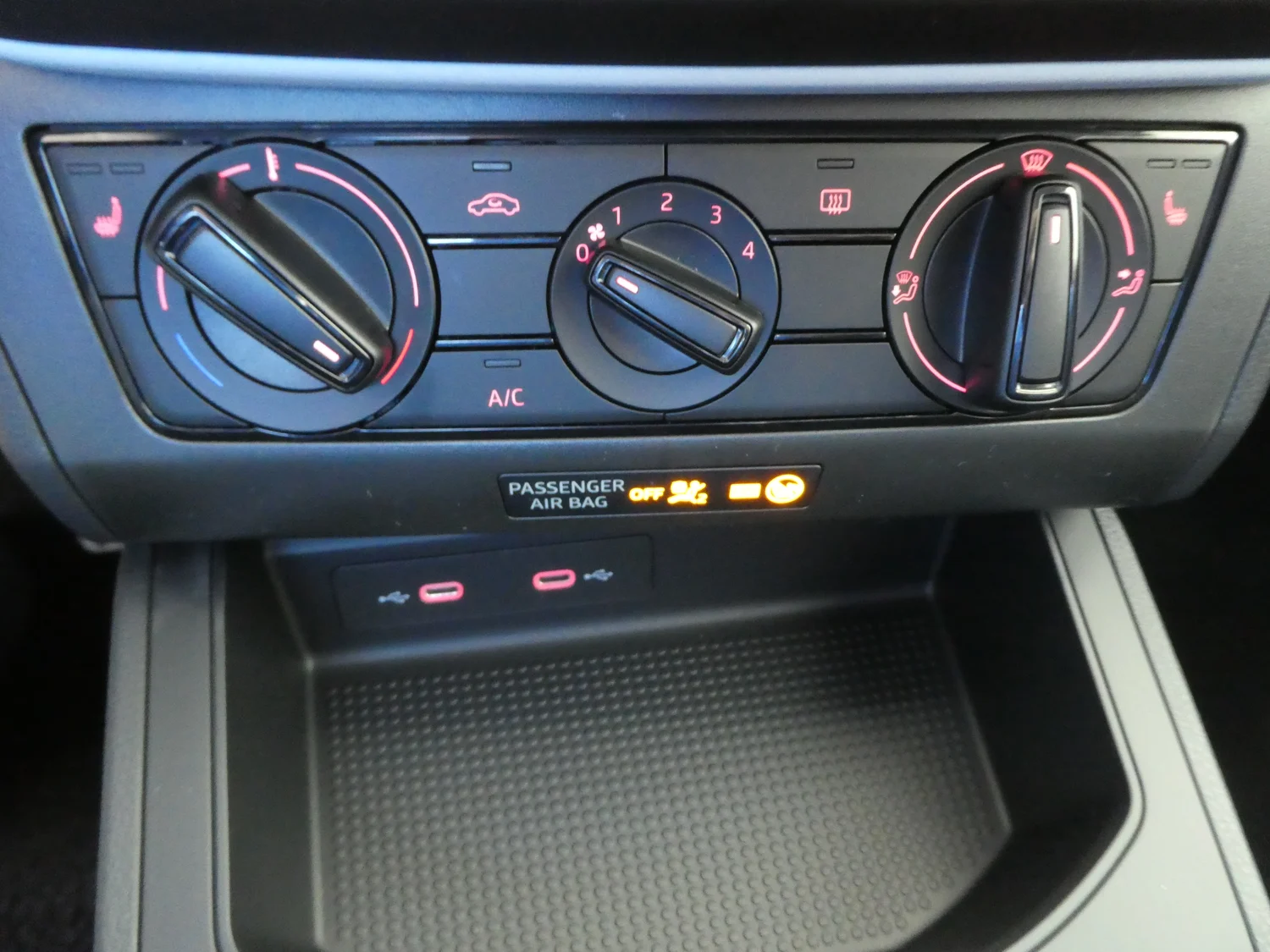 Bild eines SEAT Arona Reference 1.0 TSI