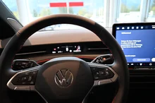 VW ID.7 Tourer GTX 4MOTION 250kW Business in Gletscherweiß Metallic Dach Schwarz