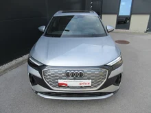 Audi Q4 e-tron 45 e-tron in L5 Florettsilber Metallic