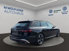 Audi A4 Avant 35 TDI S line in Mythosschwarz Metallic