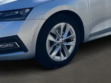 Škoda Octavia Combi Style TDI DSG in Brillant-Silber Metallic