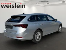 Škoda Octavia Combi Style TDI DSG in Brillant-Silber Metallic
