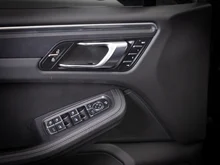 Porsche Macan II in tiefschwarzmetallic