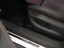 Škoda Kodiaq RS 4x4 TSI DSG in Moon-Weiß Metallic