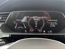 Audi e-tron 50 quattro 230 kW Business in Manhattangrau Metallic