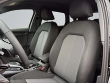 Audi A3 Sportback TFSI 85kW Entry in Brillantschwarz