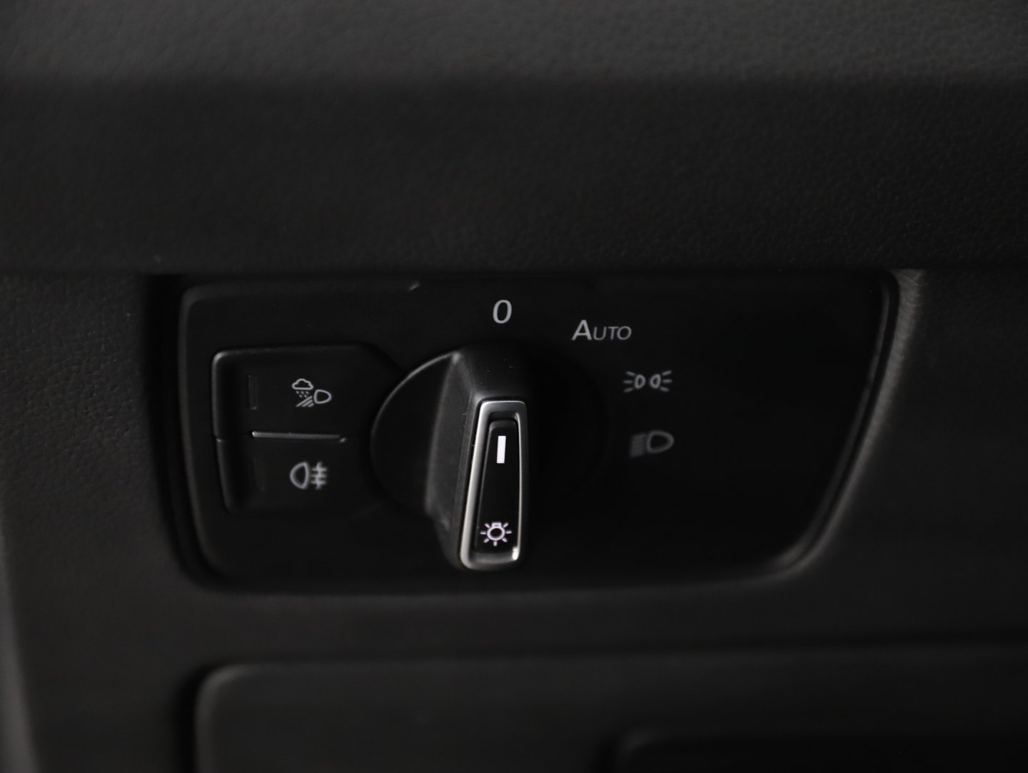 VW Arteon SB R-Line TDI 4MOTION DSG | Bild 23 von 31