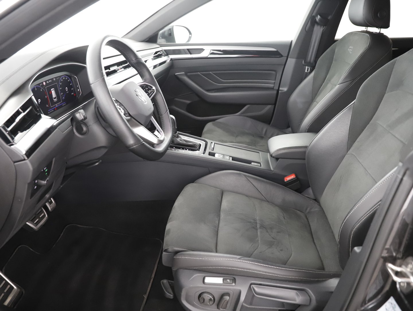 VW Arteon SB R-Line TDI 4MOTION DSG | Bild 12 von 31