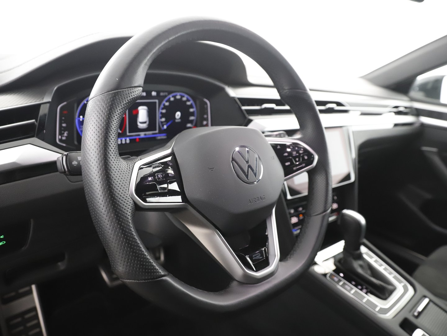 VW Arteon SB R-Line TDI 4MOTION DSG | Bild 11 von 31