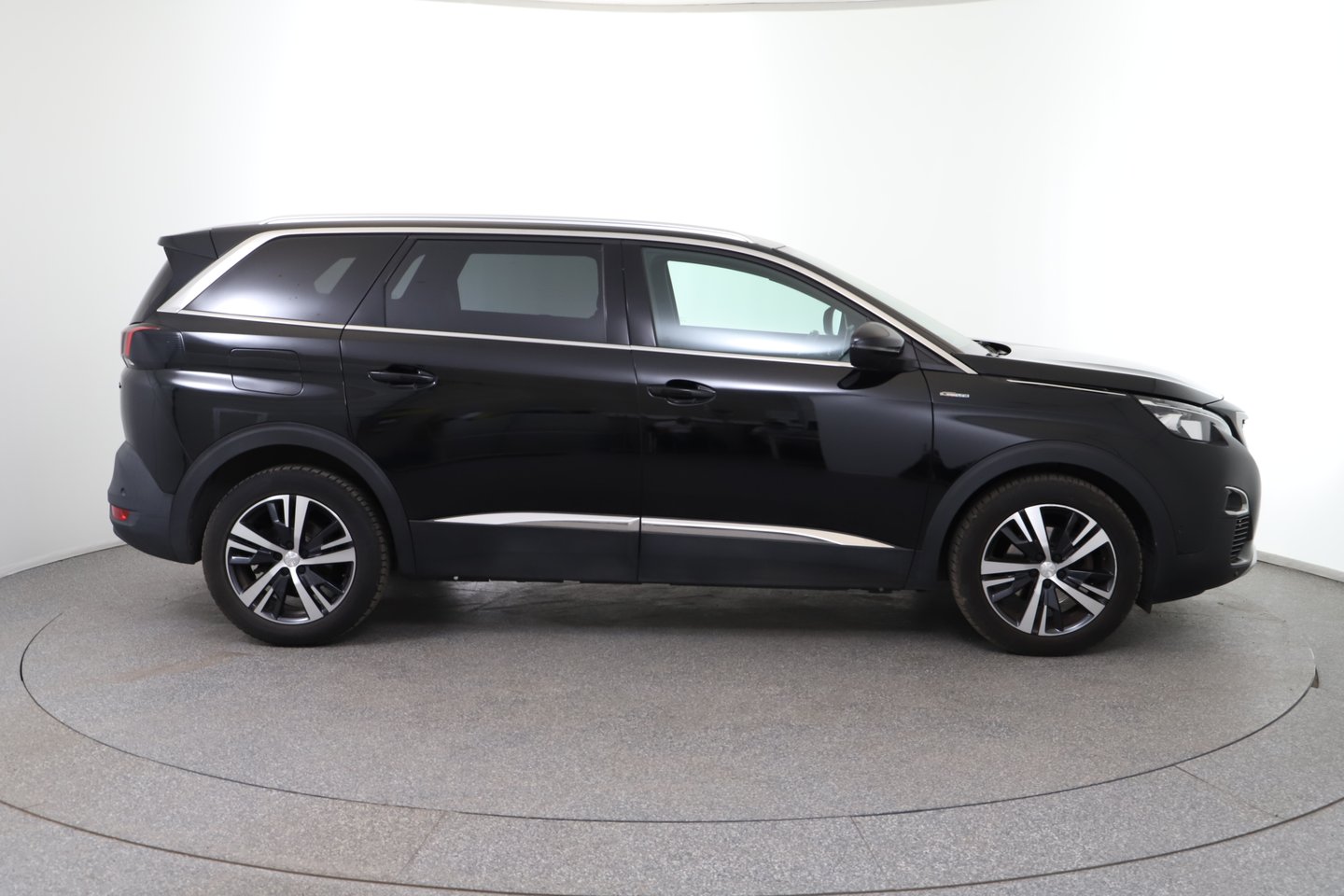 Peugeot 5008 1,5 BlueHDI 130 S&S EAT8 GT-Line Aut. | Bild 6 von 33