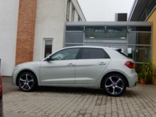 Thumbnail-Foto von Fahrzeug