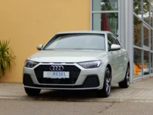 Thumbnail-Foto von Fahrzeug