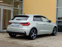 Thumbnail-Foto von Fahrzeug