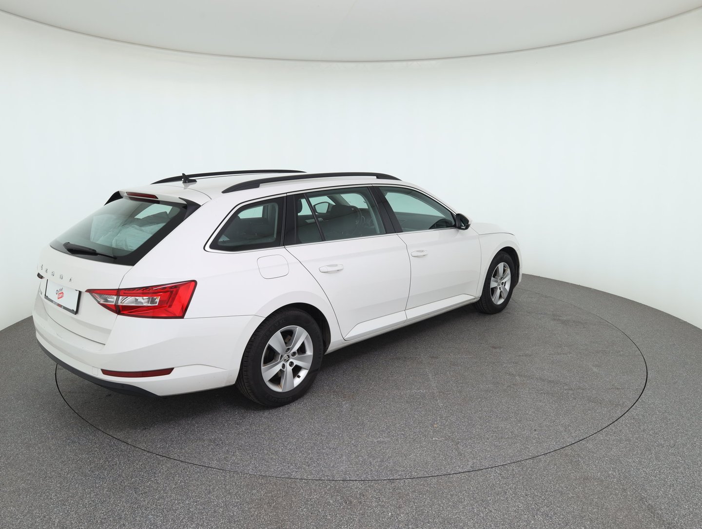 Škoda SUPERB Combi Ambition TDI | Bild 5 von 35