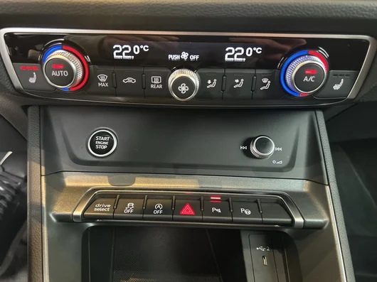 Bild eines Audi Q3 Sportback 40 TDI quattro admired