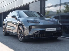 Thumbnail-Foto von Fahrzeug
