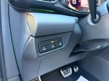 CUPRA Terramar 1.5 e-TSI 150 PS DSG in Dark Void