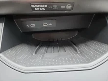 SEAT Arona FR 1.0 TSI in Liminal-Rot Dach Nacht-Schwarz