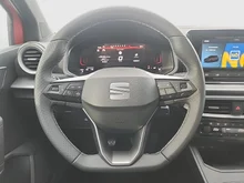 SEAT Arona FR 1.0 TSI in Liminal-Rot Dach Nacht-Schwarz