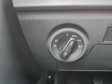 SEAT Arona FR 1.0 TSI in Liminal-Rot Dach Nacht-Schwarz
