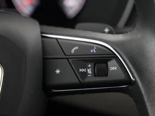 Audi A4 Avant 40 TDI advanced quattro in MYTHOSSCHWARZ METALLIC