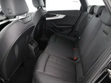 Audi A4 Avant 40 TDI advanced quattro in MYTHOSSCHWARZ METALLIC