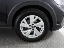 VW Taigo Austria TSI in Deep Black Perleffekt