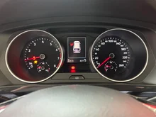 VW Tiguan Comfortline TSI in 8E Reflexsilber Metallic
