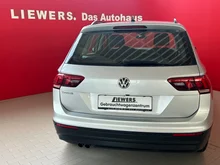 VW Tiguan Comfortline TSI in 8E Reflexsilber Metallic