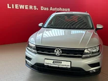 VW Tiguan Comfortline TSI in 8E Reflexsilber Metallic