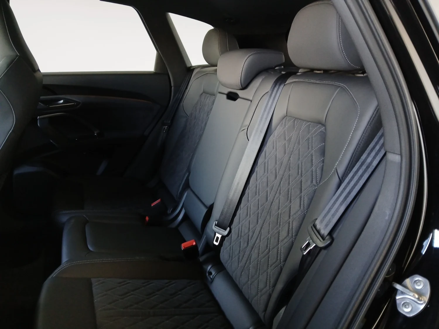 Bild eines Audi Q5 SUV TDI quattro 150 kW
