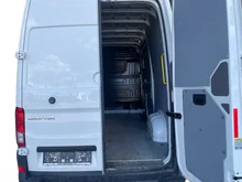 VW Crafter 30 Kastenwagen Entry L3H3 TDI in candyweiß