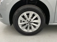 Škoda Kamiq Selection TSI in Smokey Diamond-Silber Metallic