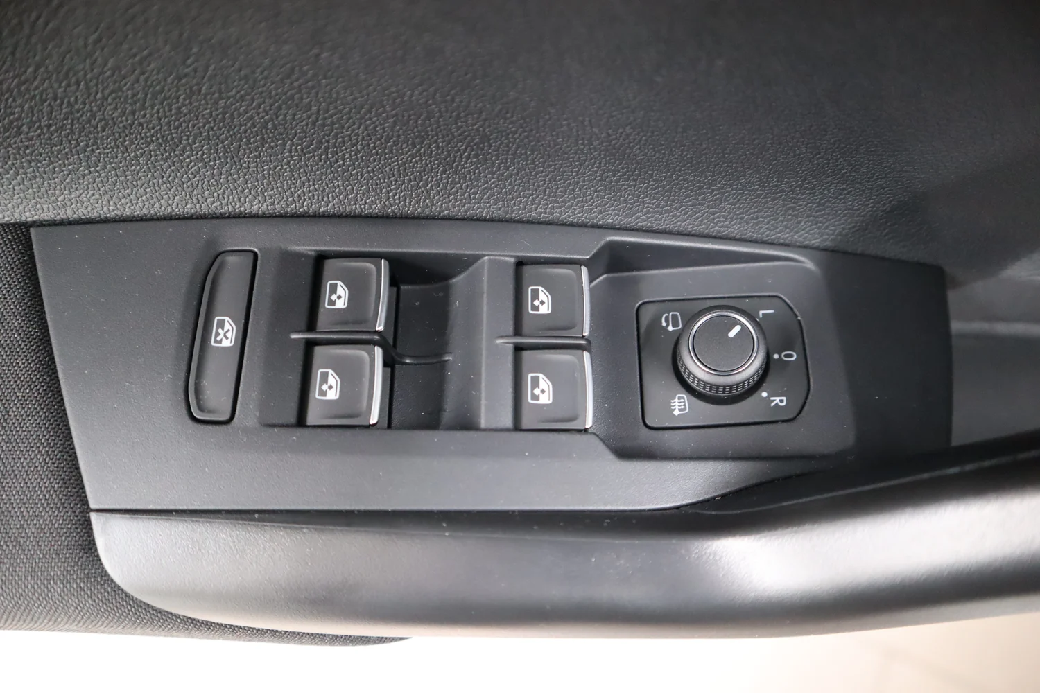 Bild eines VW Taigo Sport TSI DSG