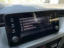 Škoda Kamiq Essence TSI DSG in Graphit-Grau Metallic