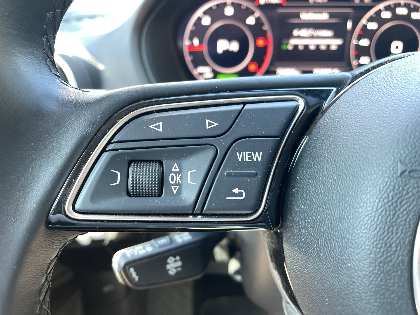 Audi Q2 35 TDI | Bild 8 von 24
