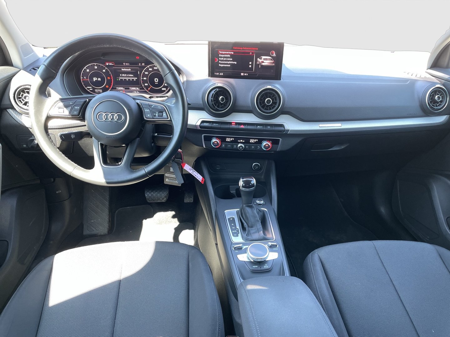 Audi Q2 35 TDI | Bild 19 von 24