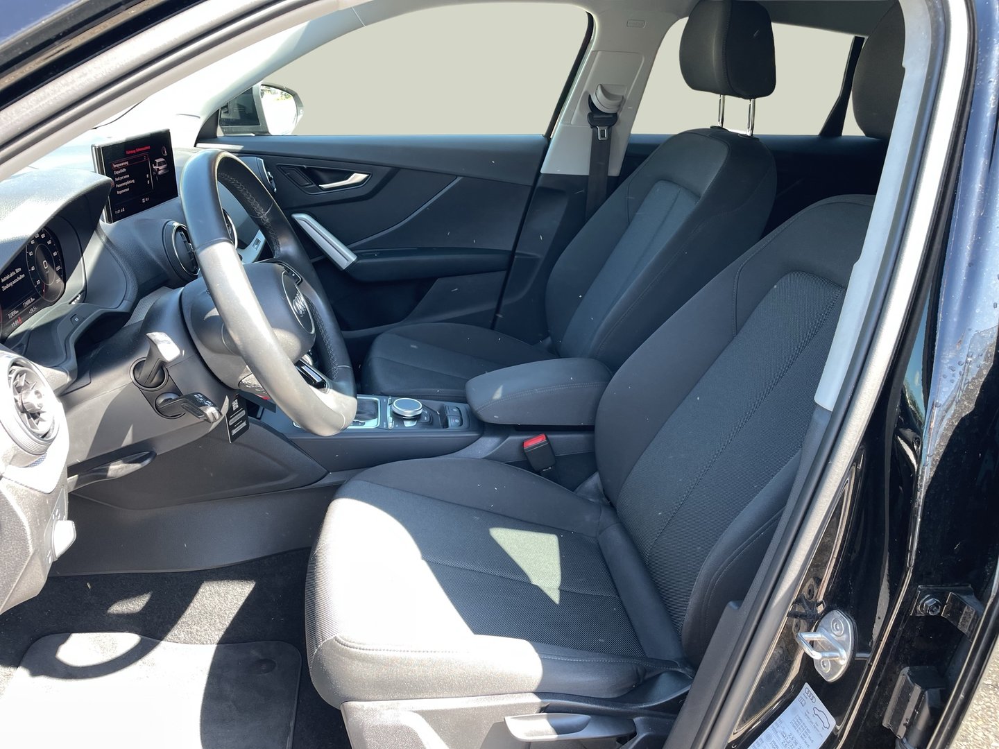 Audi Q2 35 TDI | Bild 17 von 24