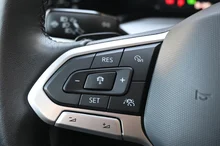 VW Golf Life TDI DSG in H7 Atlantic Blue Metallic