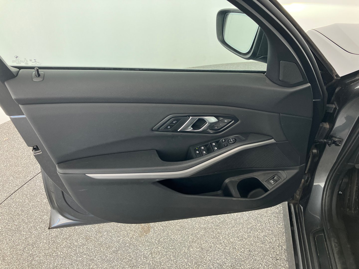 BMW 318d 48 V Touring Aut. | Bild 3 von 22