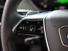 Audi e-tron GT in daytonagrau perleffekt
