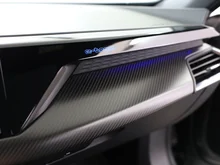 Audi e-tron GT in daytonagrau perleffekt