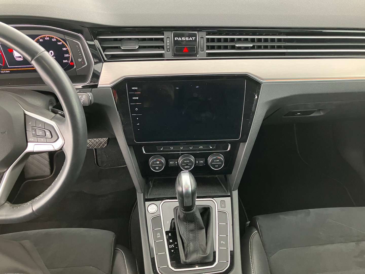 VW Passat Variant Elegance TDI DSG | Bild 5 von 14